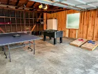 The Beachsides Bliss, BBQ, Arcade, Game Room, Fire Pit Patio, 5 Miles to Beaches