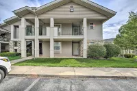 Walk in condo with golf course view.