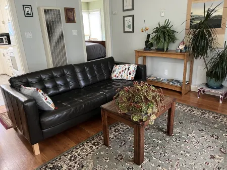 Entire ADU Walking Distance to Old Town Отели рядом с достопримечательностью «Секвойя Парк Гарден»