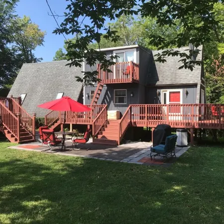 Relaxing, Cozy & Secluded One Loft Bedroom A-Frame w/ Private Summer Pool