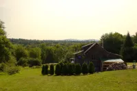 Cottage with a Vista