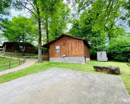 Liberty Cabin Number 301 山景城酒店
