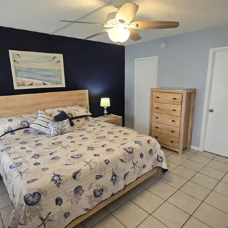 BEACHFRONT CONDO on Coco Plum Beach with Heated Pool