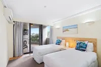 Pure Ocean Views Apartment  9 J The Rocks Currumbin Beach
