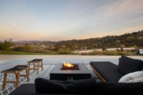 Spacious & Fun - 5BR/4BA • Pool Table • Hot Tub