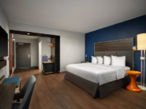 Tru by Hilton Tupelo