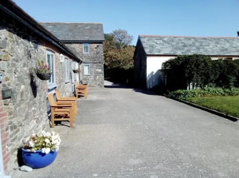 Linhay, character 1 bed 19th century cottage, peaceful location