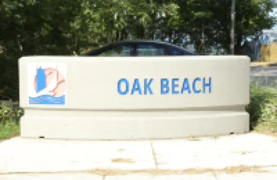 Great Dates Available. Cute and Affordable for 2-  CLOSE TO 2 BEACHES AND TOWN.