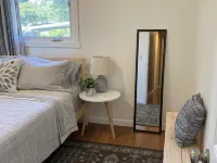 Cozy home with large yard oasis! アロアのホテル