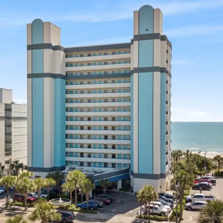 Direct Oceanfront, Separate Bedroom, Full Kitchen - Rates Lower Than Last Year !