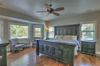 Luxury Home w/ Large Deck, Fire Pit, & Stunning Mountain Views! 5 mi. to skiing!