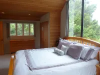 Hot Tub, 5 Smart TV's, & 2 Kitchens is an Entertainer's Delight w/Ocean Views