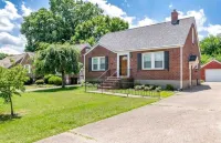 Cozy, great LOCATION, smoke FREE!