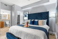 Condo is just  2 miles away from Disney, wonderful  Lake view family-sized Hotels near SeaWorld Orlando