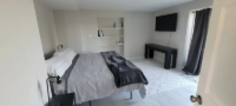 Modern Retreat on Lake Superior, close to the Snowmobile trails!