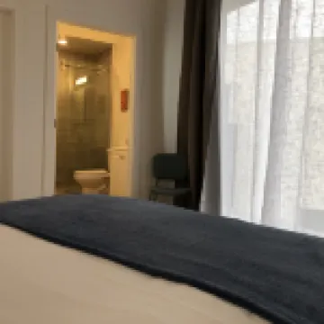 TigersDen - Cozy Modern 3-bedroom Condo on Broadway near Downtown & Campus