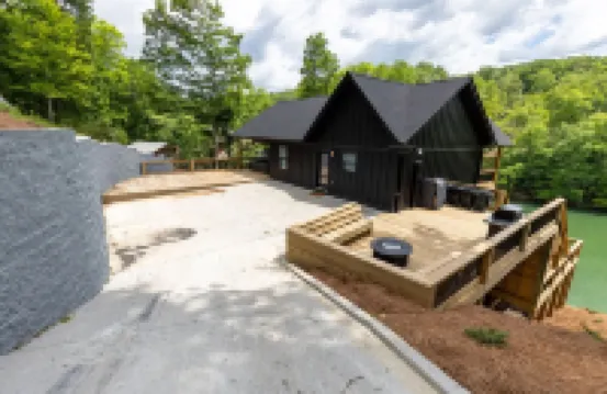 The Black Pearl on Norris Lake