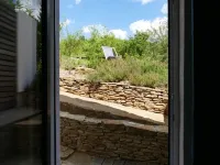 Modern detached vacation home for two on the edge of the village in the Bavarian Rhön. Hotels in Bastheim
