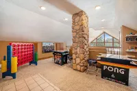 7K Sqft Lakefront Escape, Sandy Beach, Barrel Sauna, Game Room, Fire Pit