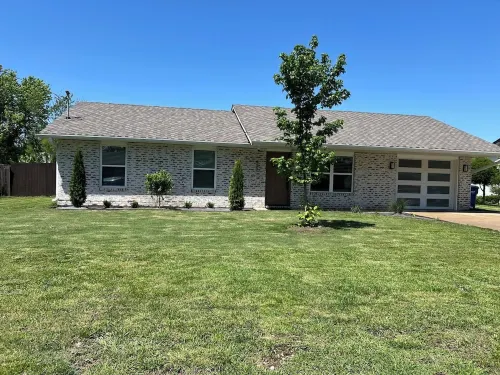 Osage Oasis: Pool, Hot Tub, Near Downtown & Trails