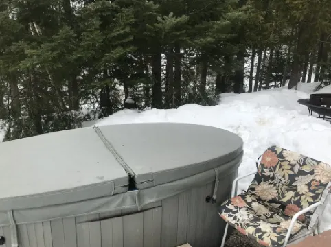 Cozy Mountain Cabin /hot tub
