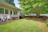 Modern Home in the Heart of Murphy, Hi-Tech Massage Chair, Jetted Tub, KING Bd!