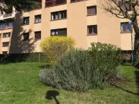 T4 furnished apartment in Cahors Lot 10 minutes walk from the historic center Hotels near Pont Valentré