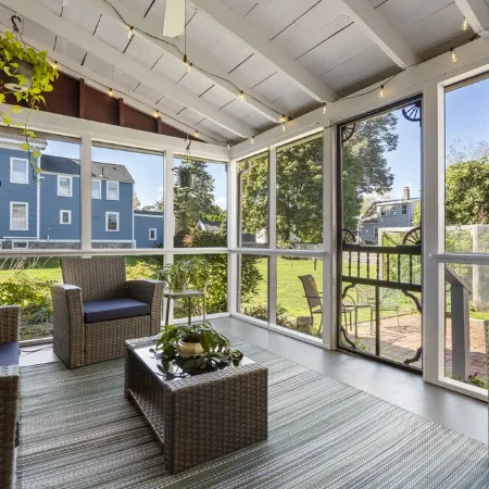 Robert Manning Place•Historic 1824 Salem Home with Parking•Walk to Downtown