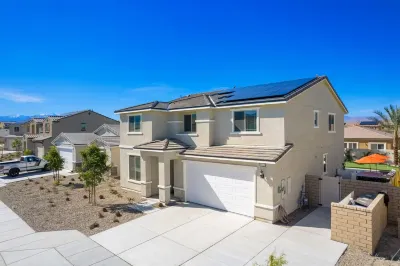 Eclectic Paradise w/Pool & Spa! Close to Festivals Hôtels à proximité de : Desert International Horse Park