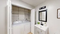 Spacious 4-bedroom house in charming Worcester with AC, WiFi