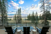 Modern Luxe Cabin w/ Sauna, Hot Tub, and Lake Views