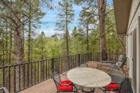Cozy house in Kachina Village, Great view and great location for day-trips.