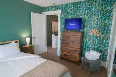 Family Friendly! Walkable to downtown shops. Backyard playhouse and fire pit! Hotels near Meijer