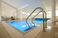 Four-window villa with private swimming pool, cinema, sauna for 14 people - WiFi