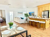 Disneyland Getaway Tri-level Gated Townhome