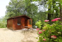 Gîte for 4 people in a quiet area with a large beautiful swimming pool Hotels in Flayosc