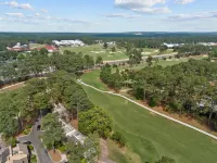 NEW reno! Walk to Pinehurst CC, The Cradle and enjoy the indoor putting green!