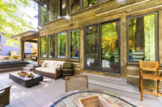 Cabin on Nantahala River with Hot Tub