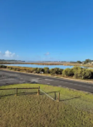 The Flagstaff Clayton Bay - relaxing getaway with water views. Sleeps up to 7