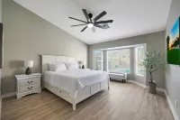 Surprise Vista Pool Paradise-Spring Training&more! Hotels near Kingswood Parke Home Owner Association Park