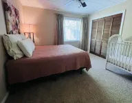 Hideaway Cove -  Lots of Space, Air Hockey Table, Screened Porch, Fishing Dock
