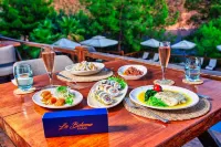 La Boheme Kabak - Pools