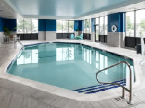 Hampton Inn Seekonk Hotels in Bristol County