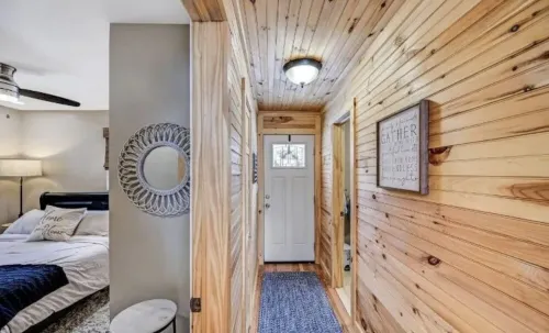 Beautiful Lodge in The Hideout!!