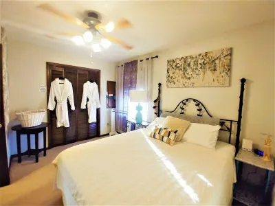 Make Casa Cabina Your Next Vacation Rental