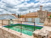 HOUSE WITH CHARM AND PARKING IN THE CENTER OF ARTÁ, SMALL POOL AND SOLARIUM Hotels in Arta