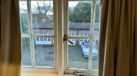Holly Cottage, Pet Friendly, Secure Courtyard Parking, Near Historic Ironbridge.