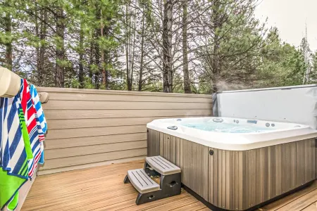 21 Quelah Lane Adventure Lodge - 4BR/3.5BA, 2 Master suites, A/C, Bikes, & SHARC Отели в г. Санривер