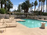 PGA WEST 2 BEDROOM ON GOLF COURSE WITH MOUNTAIN VIEWS POOL SPA & BIKES  #246020
