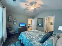 Golf Getaway - 3 Little Starfish Cove Beach Retreat w/ FREE Golf Cart